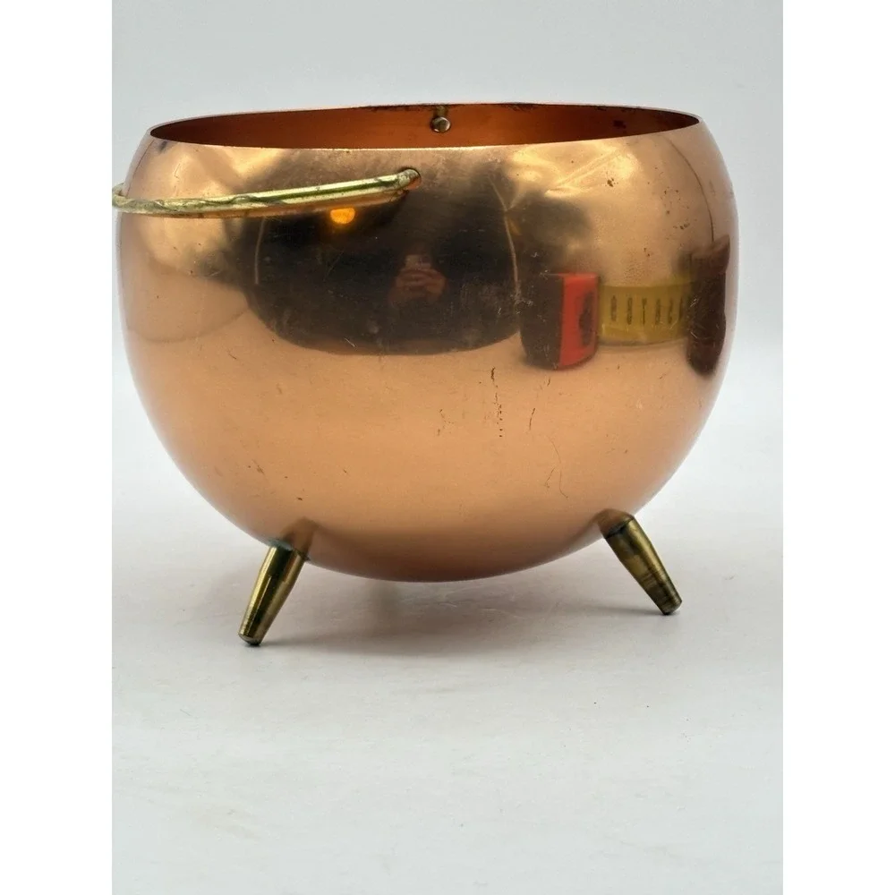 VINTAGE COPPERCRAFT GUILD COPPER CALDERON POT BASKET BRASS HANDLE TAUNTON MASS